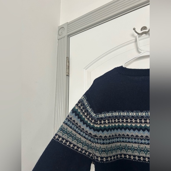 J. Crew 100% Lamb Wool Fairisle Nordic Scandinavian Crewneck Sweater size medium - Picture 10 of 14